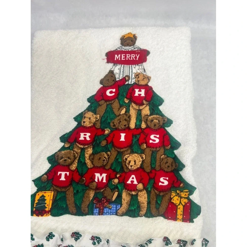 Bathworks White Cotton Hand Towel Merry Christmas Teddy Bear Tree Ruffle Trim